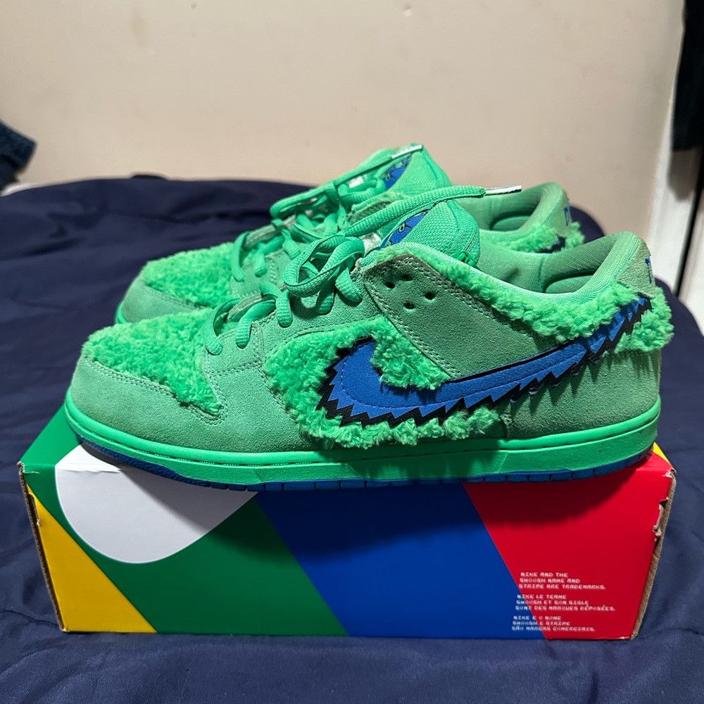 Nike SB Dunks Green Bears